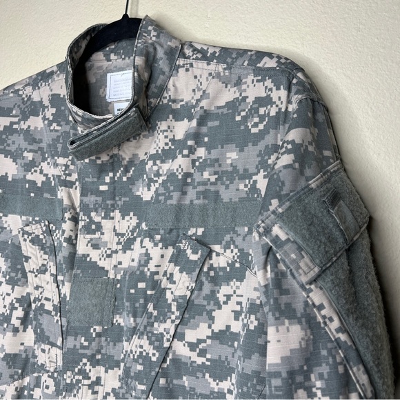 US ARMY Insect Shield Repellent Apparel Digital Camo Jacket - Sz M / XX-Long - Picture 5 of 10